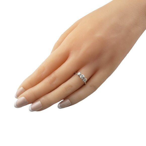 Vintage 10 Karat White Gold and Diamond Ring Size 5.75 #15469 - Picture 7 of 8